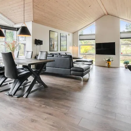 Nauka - 2-3km From The Sea By Interhome *