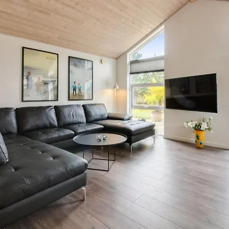 펜션 Nauka - 2-3km From The Sea By Interhome *